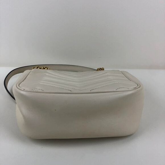 Gucci Women Pre-Loved Bag Very Good Condition - Picture 7 of 9